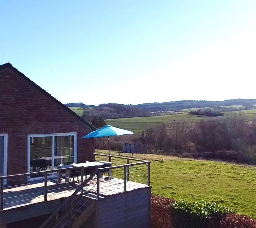 Huis Met Zonneterras, Tuin En Panoramisch Uitzicht Wellin Exterior photo